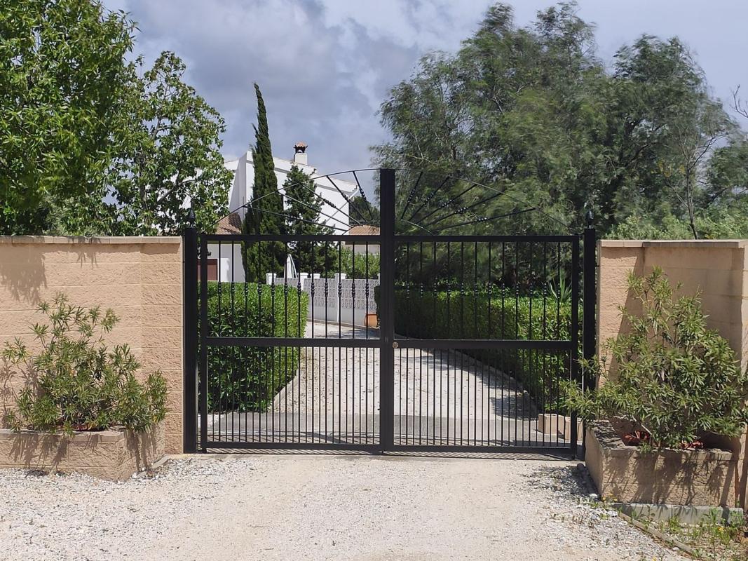 Properties for sale and rent in Spain photo 2
