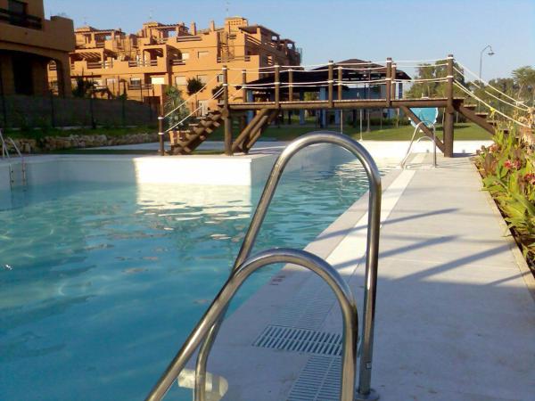 Sale of flat in Piso en Zona Calvario, Estepona, Estepona
photo 1