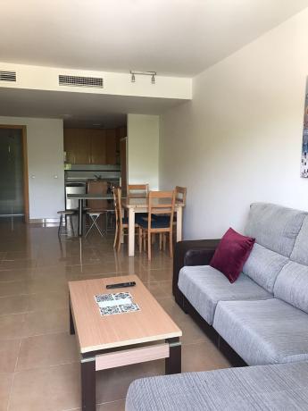 Sale of flat in Piso en Zona Calvario, Estepona, Estepona
thumbnail 2
