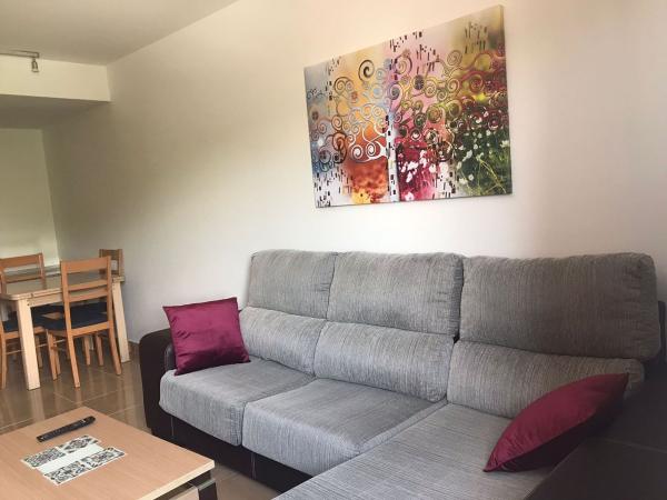 Sale of flat in Piso en Zona Calvario, Estepona, Estepona
thumbnail 3