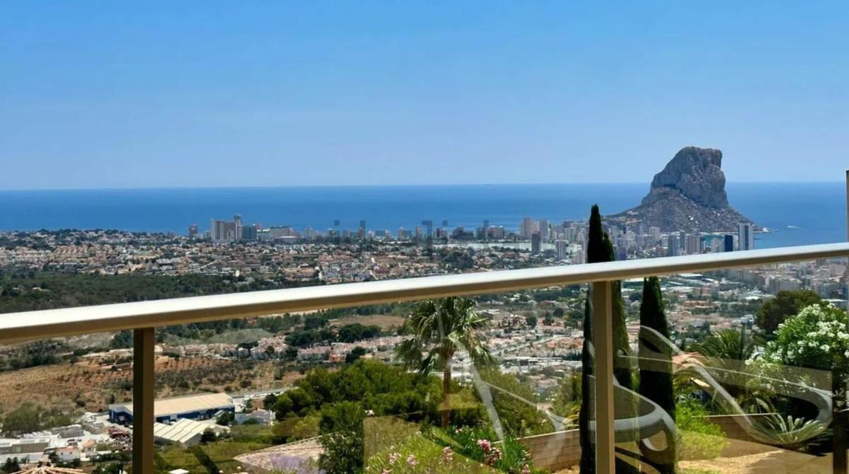 Venta de chalet adosado en Chalet adosado en Partida de Oltamar, 11 g, Oltamar-Cucarres, Calpe , Calpe photo 1