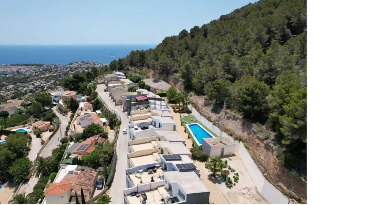 Venta de chalet adosado en Chalet adosado en Partida de Oltamar, 11 g, Oltamar-Cucarres, Calpe , Calpe photo 3