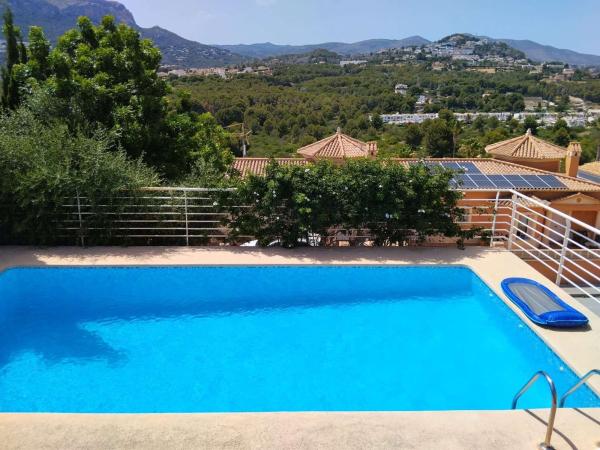 Chalet adosado en Avenida Casanova, Gargasindi, Calpe photo 2