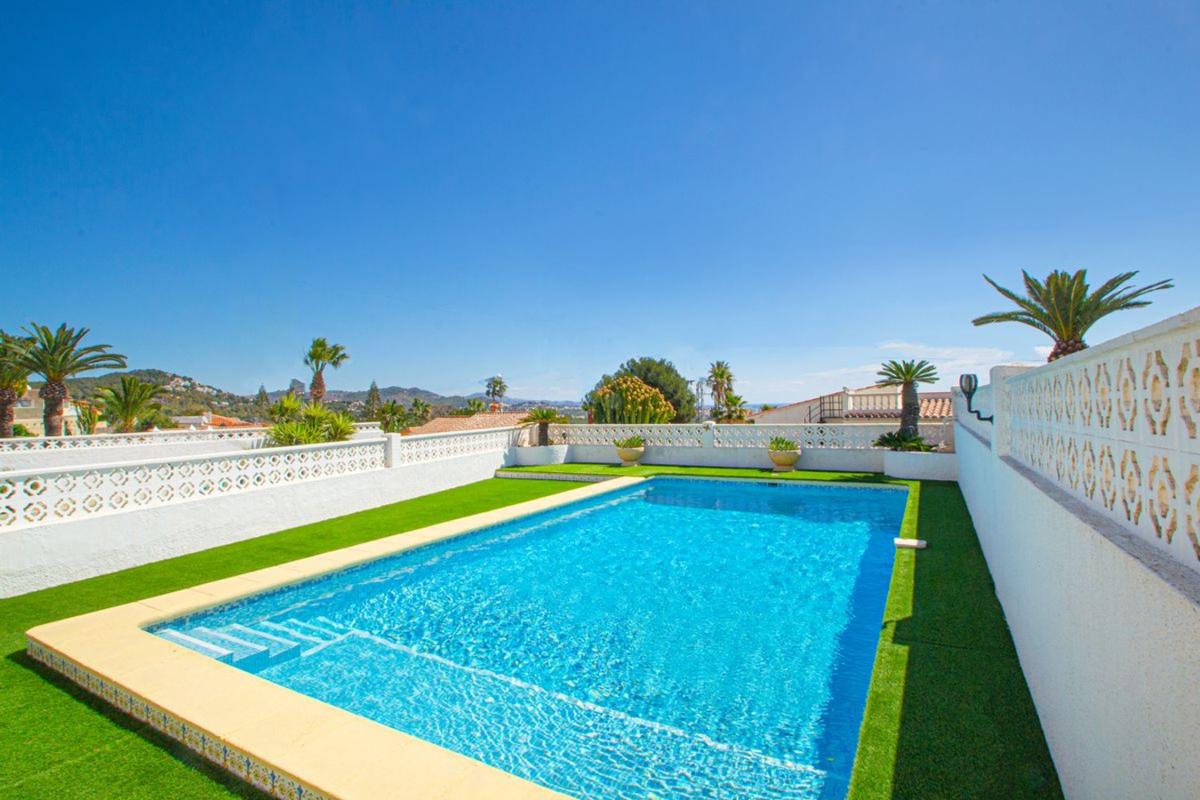 Properties for sale and rent in Spain photo 2
