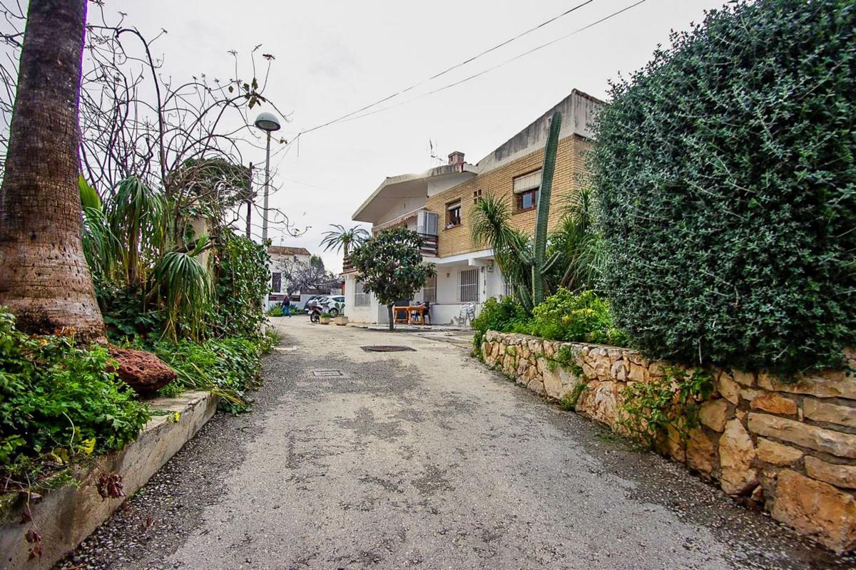 Propiedades en venta y alquiler en España photo 1
