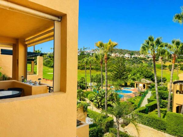 Duplex en venta en Dúplex en Puerto de la Duquesa, Manilva, Manilva thumbnail 3