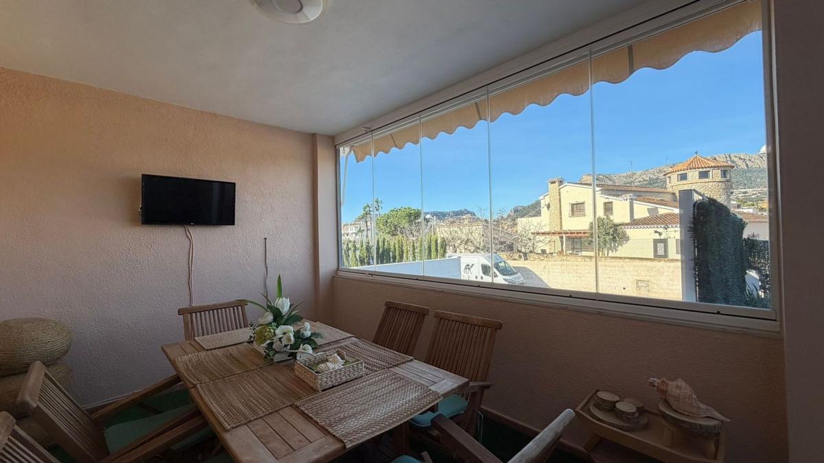 Venta de chalet adosado en Chalet adosado en Partida Placita Roig I, Cometa-Carrió, Calpe , Calpe photo 1