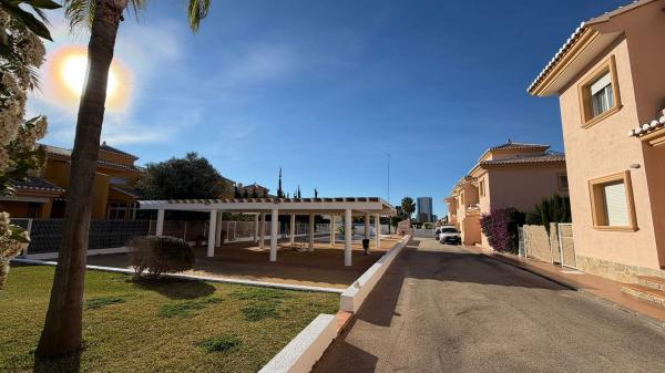 Chalet adosado en Partida Placita Roig I, Cometa-Carrió, Calpe photo 3