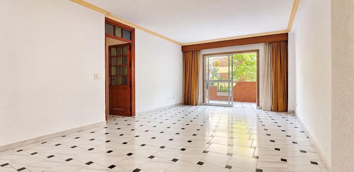 Venta de piso en Piso en Marques Del Turia, La Puya - La Ermita, Marbella, Marbella
photo 3