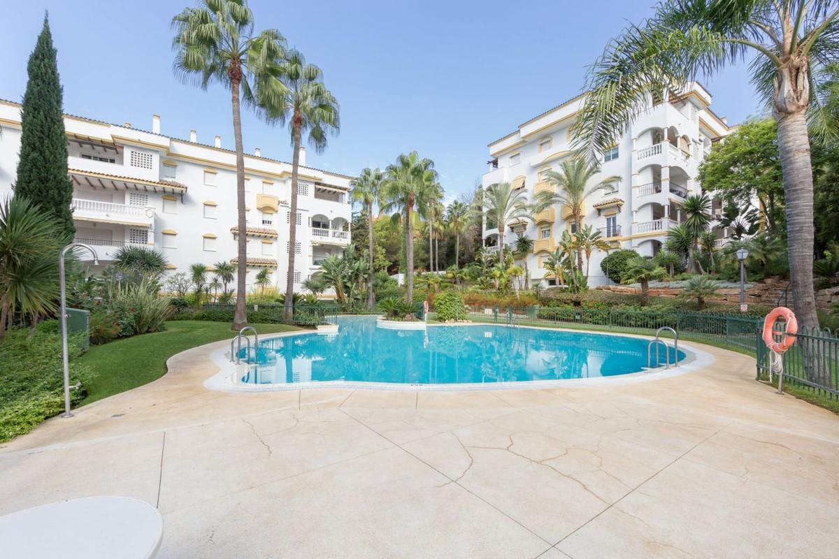 Venta de duplex en Dúplex en Avenida Conde Rudi, La Carolina-Guadalpín, Marbella, Marbella photo 2