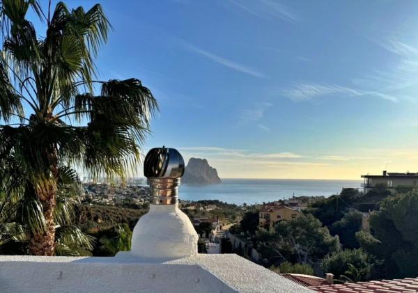 Частный шале на продаже в  Casa o chalet en Maryvilla, Calpe, Кальпе photo 1