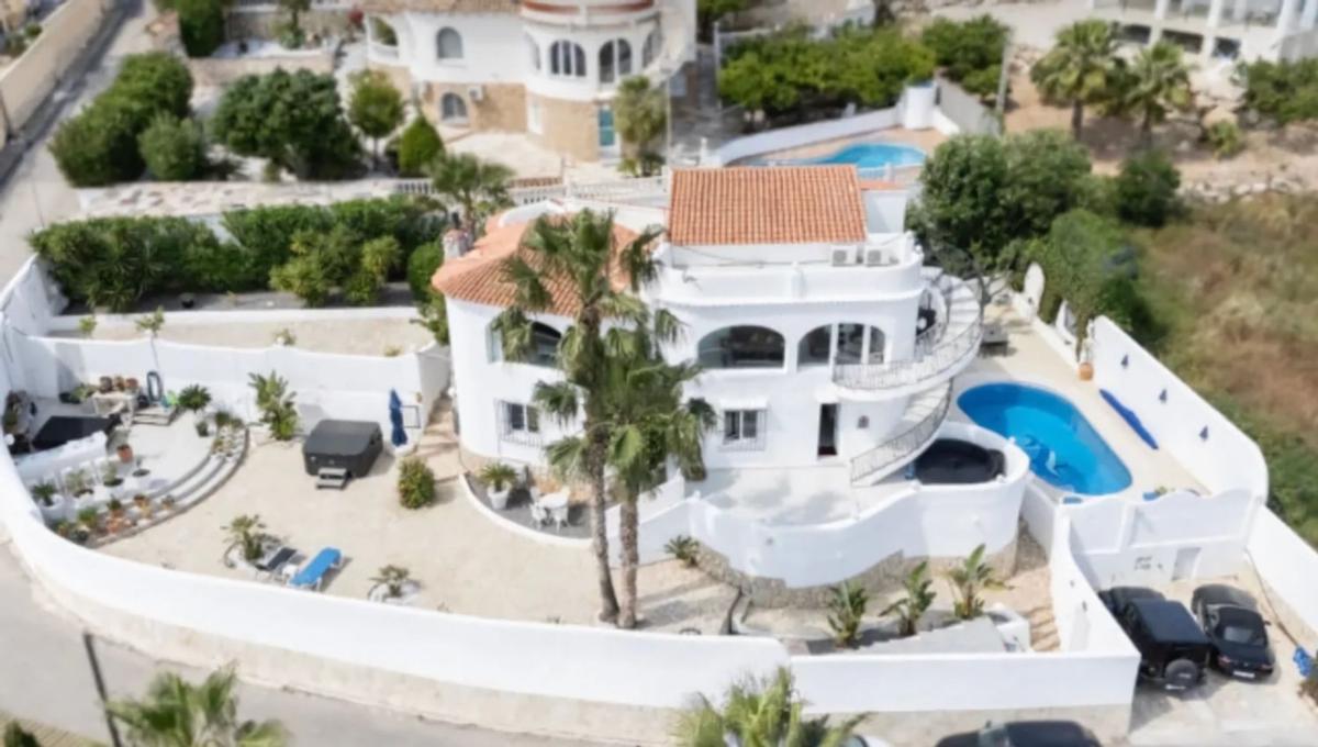 Продажа отдельного шале в Casa o chalet en Maryvilla, Calpe, Кальпе photo 3