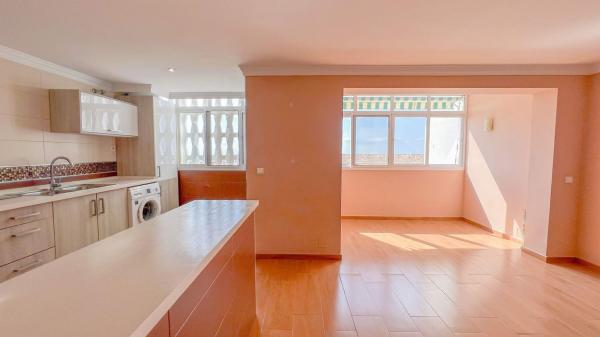 Venta de piso en Piso en San Pedro Pueblo, Marbella, Marbella
 photo 4