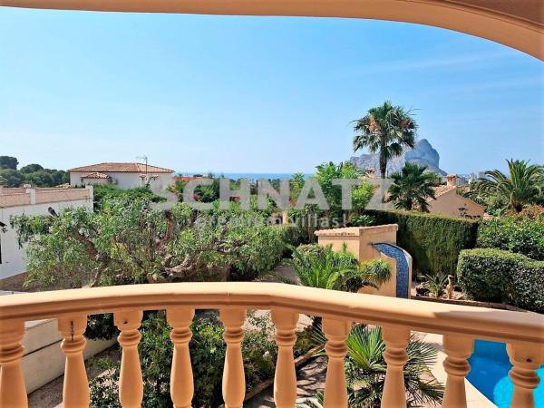Частный шале на продаже в  Casa o chalet en Calpe Pueblo, Calpe, Кальпе photo 3