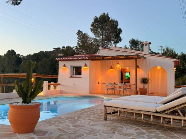 Casa o chalet independiente en Partida la Empedrola, 15 M, Cometa-Carrió, Calpe photo 1