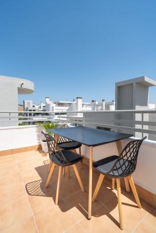 Duplex en venta en Dúplex en Urbanización Lagar Martel, La Cala Golf - Lagar Martell, Mijas, Mijas thumbnail 2