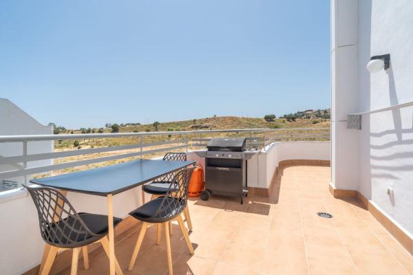 Duplex en venta en Dúplex en Urbanización Lagar Martel, La Cala Golf - Lagar Martell, Mijas, Mijas thumbnail 3