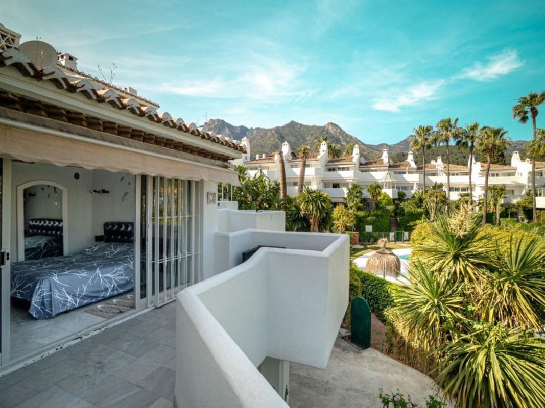 Venta de chalet adosado en Chalet adosado en Urbanización Balcones de Sierra Blanca, Sierra Blanca, Marbella , Marbella photo 4