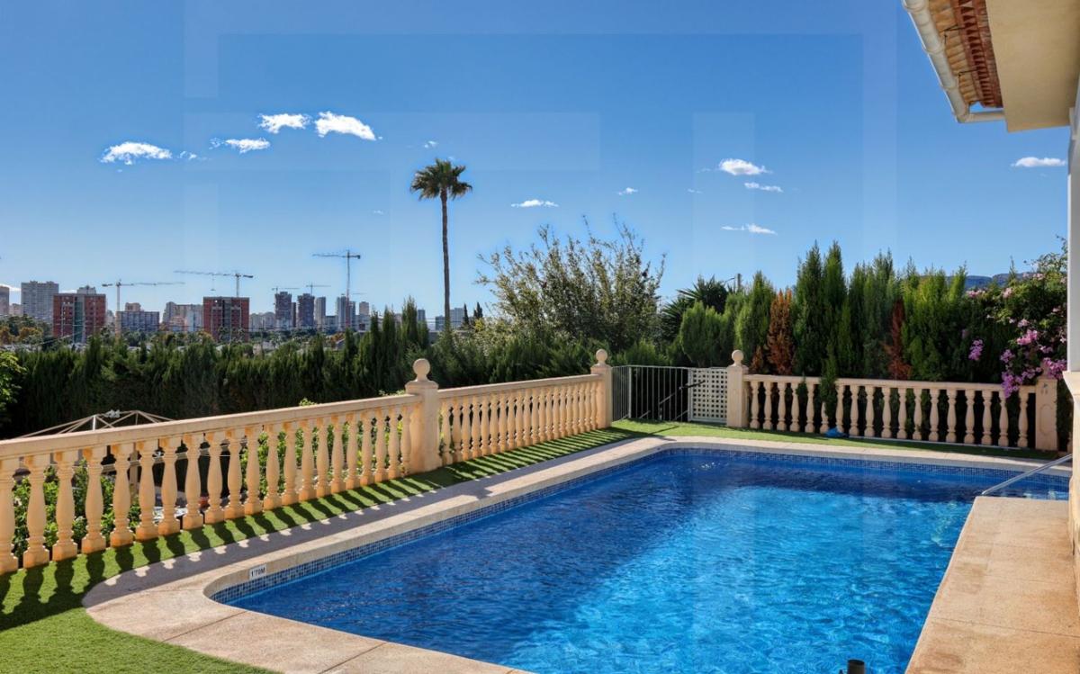 Продажа отдельного шале в Casa o chalet en Calpe Pueblo, Calpe, Кальпе photo 4