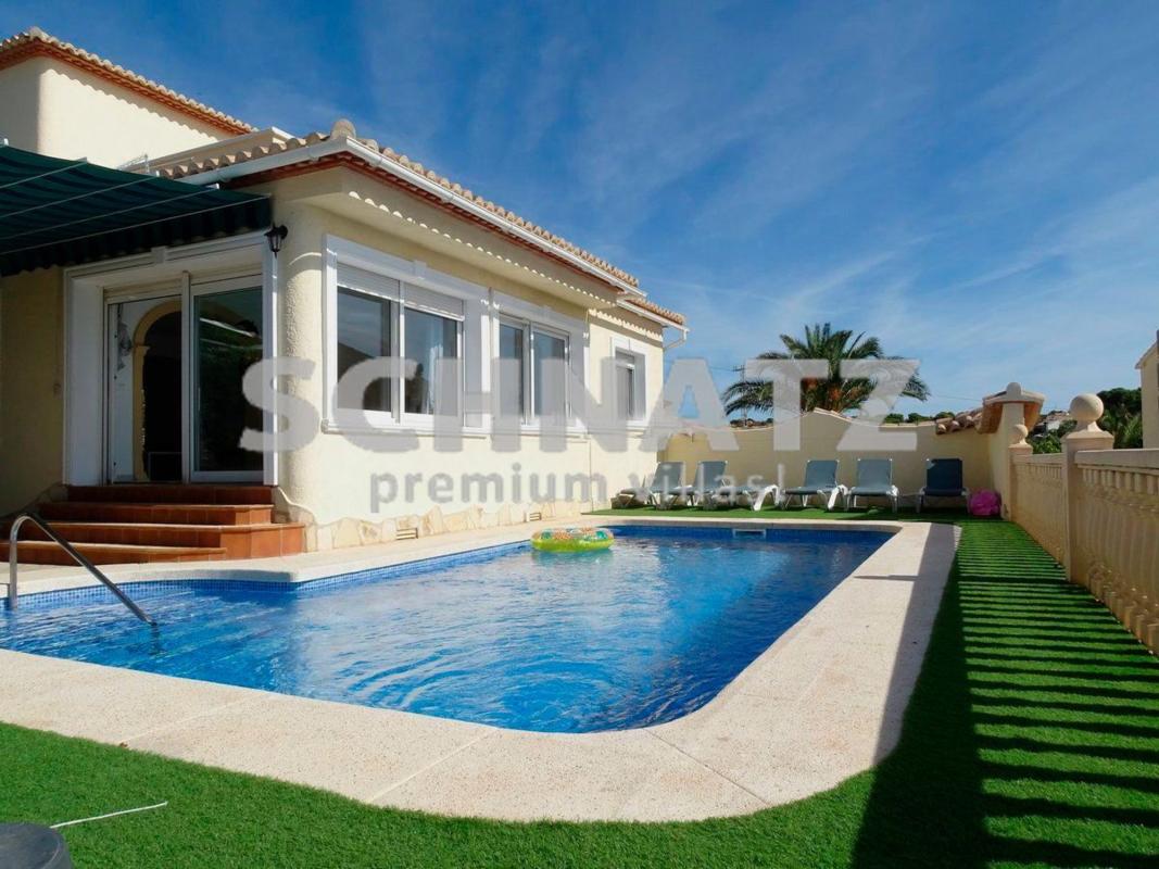 Продажа отдельного шале в Casa o chalet en Calpe Pueblo, Calpe, Кальпе photo 1
