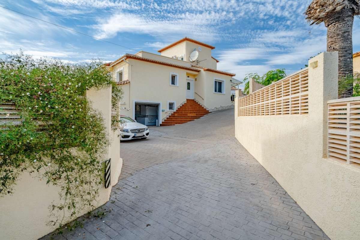 Properties for sale and rent in Spain photo 3