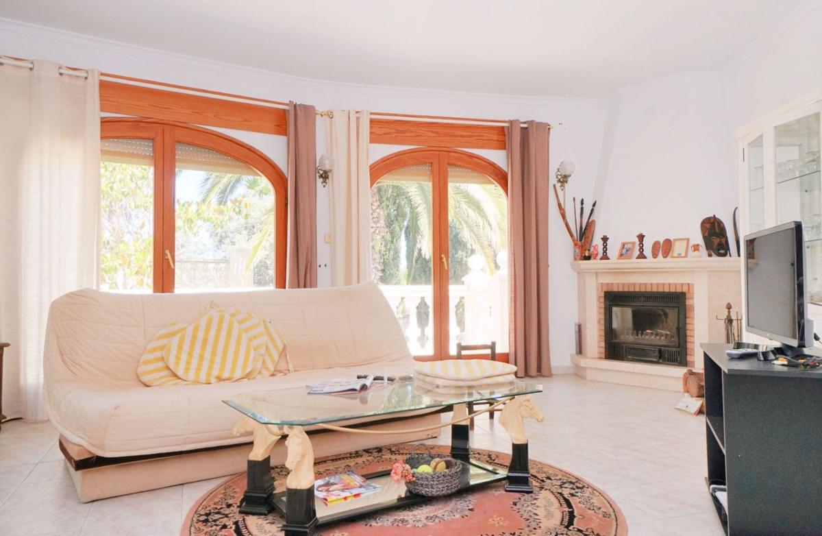 Properties for sale and rent in Spain photo 5