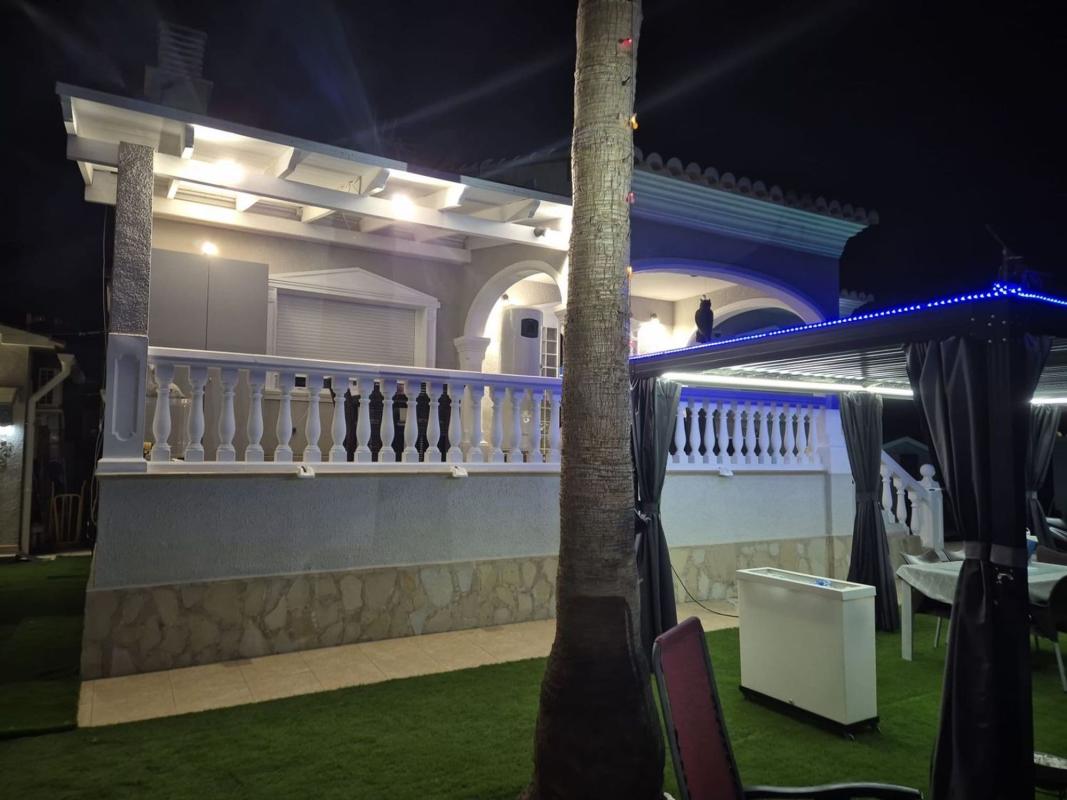 Properties for sale and rent in Spain photo 2