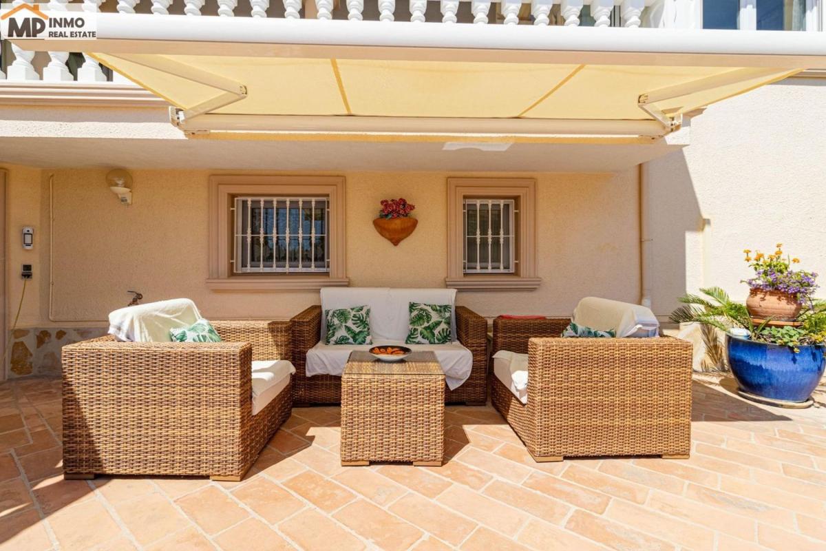 Properties for sale and rent in Spain photo 3