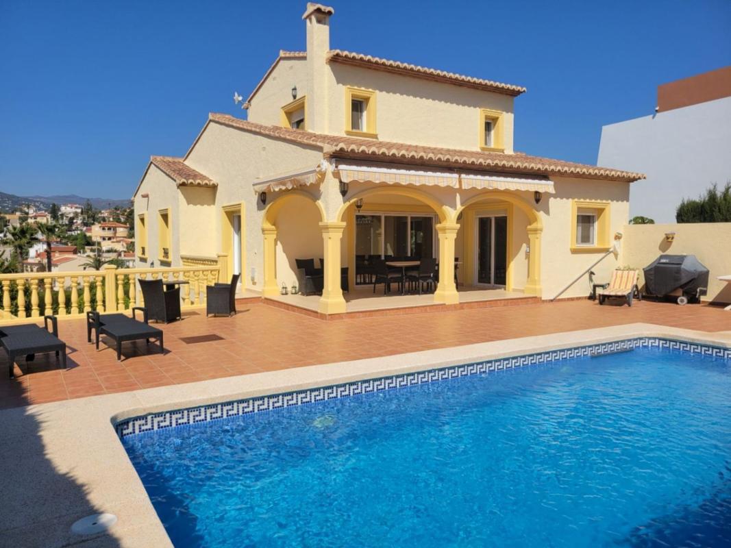 Продажа отдельного шале в Casa o chalet en Playa de Fossa-Levante, Calpe, Кальпе photo 1