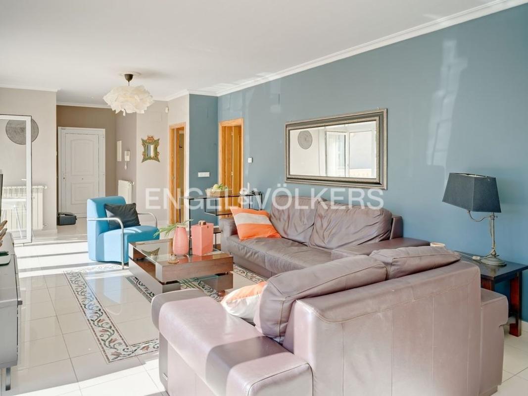 Недвижимость на продажу и в аренду в Испании photo 5