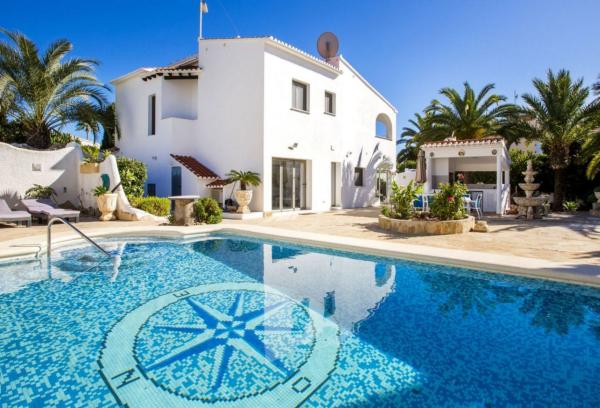 Chalet independiente en venta en Casa o chalet en Cometa-Carrió, Calpe, Calpe photo 1