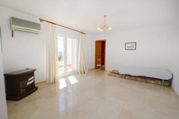 Casa o chalet independiente en Urbanización Ortenbach, Cometa-Carrió, Calpe thumbnail 2