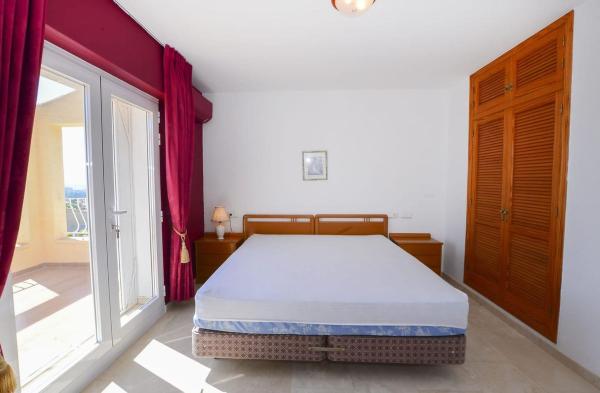 Casa o chalet independiente en Urbanización Ortenbach, Cometa-Carrió, Calpe thumbnail 3