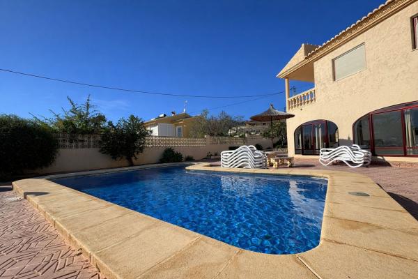 Casa o chalet independiente en Avenida Casanova, Gargasindi, Calpe photo 3