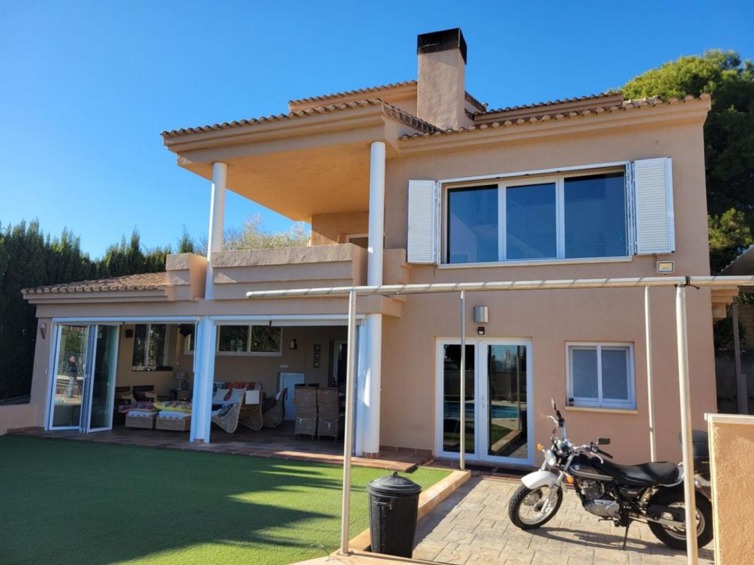 Venta de chalet independiente en Casa o chalet en Calpe Pueblo, Calpe, Calpe
photo 1