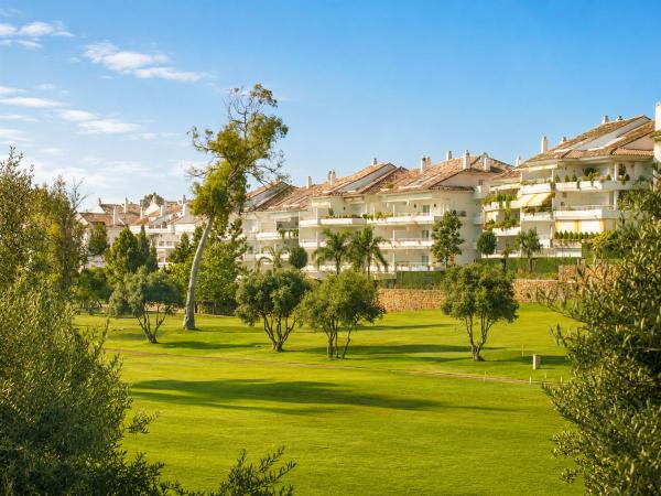 Duplex en venta en Dúplex en Guadalmina Baja, Marbella, Marbella photo 1