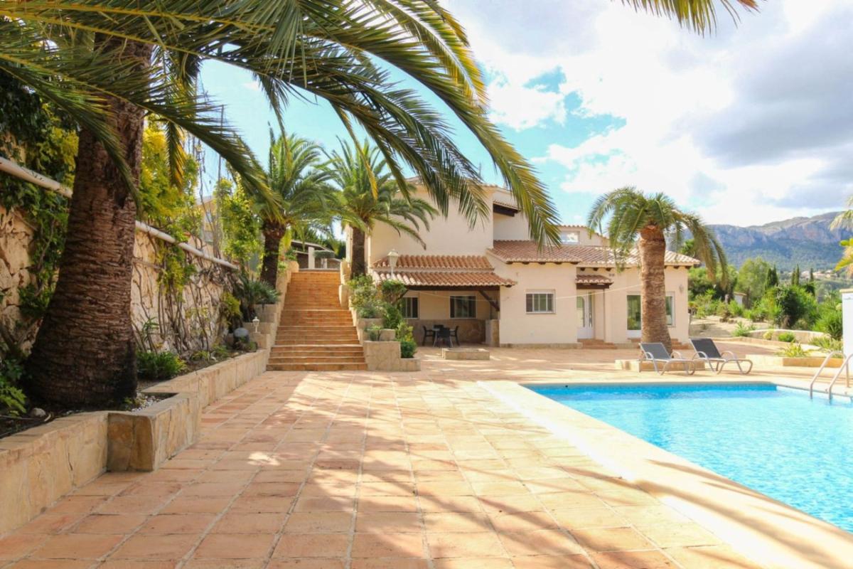 Продажа отдельного шале в Casa o chalet en Partida Cometa III, Cometa-Carrió, Calpe, Кальпе photo 1