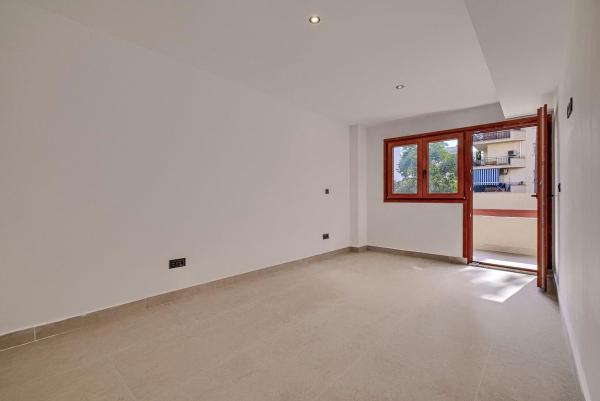 Venta de piso en Piso en Avenida Arias Maldonado, Ricardo Soriano, Marbella, Marbella
thumbnail 2
