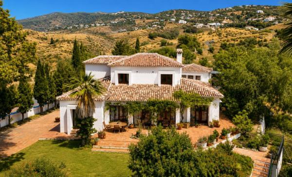 Finca rustykalna na sprzedaż w Finca rústica en Lugar Valtocado, Valtocado - La Alquería - La Atalaya, Mijas , Mijas photo 1