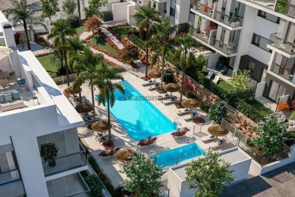 Ático en venta en Ático en Calle Carlos Cano, 16, Huerta Nueva, Estepona, Estepona thumbnail 2