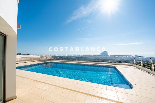 Chalet independiente en venta en Casa o chalet en Partida Colina del Sol, Gargasindi, Calpe, Calpe photo 4