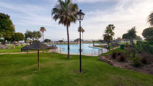 Duplex en venta en Dúplex en Calle Pino Real, 1, Costabella, Marbella, Marbella photo 1