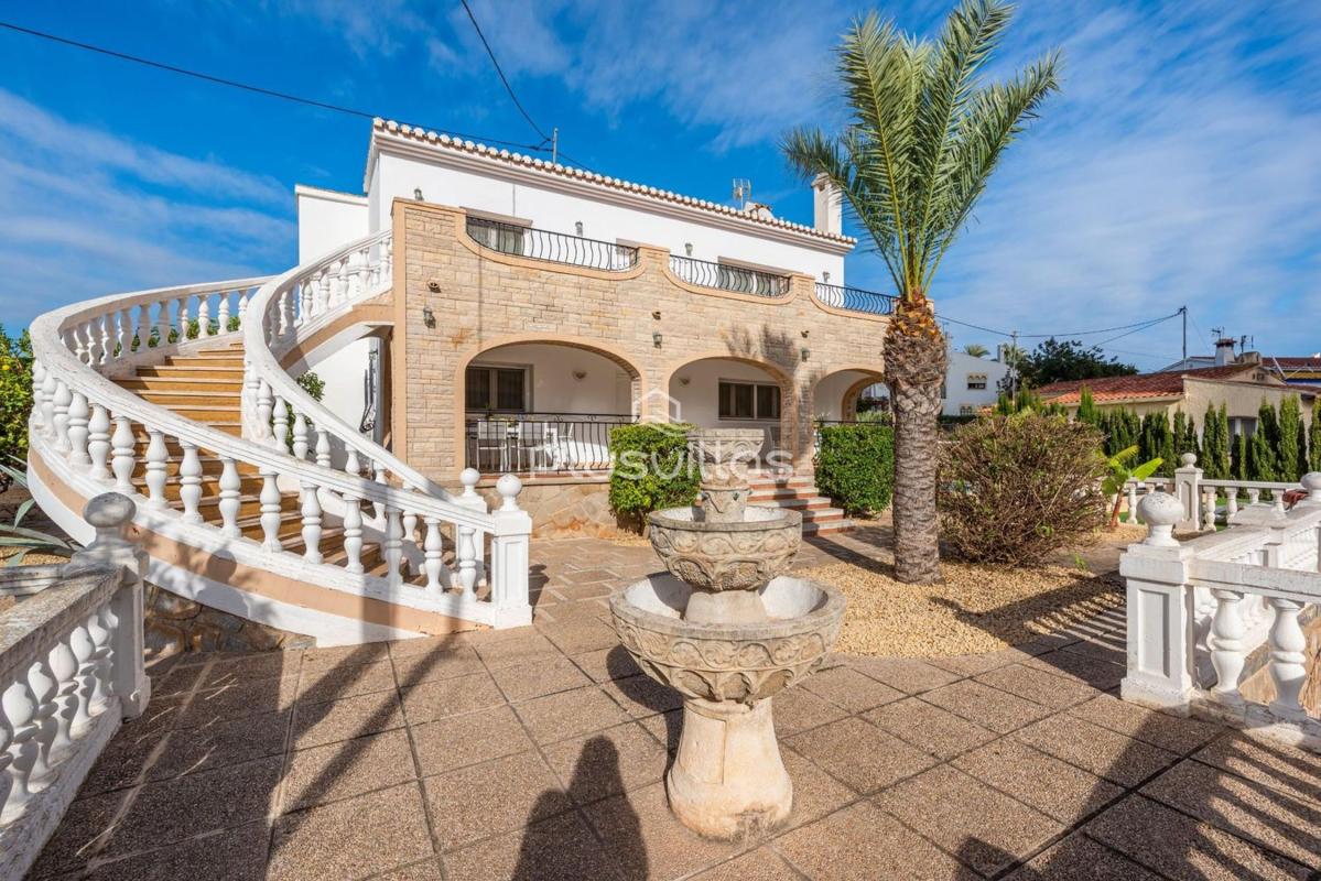 Propiedades en venta y alquiler en España photo 1