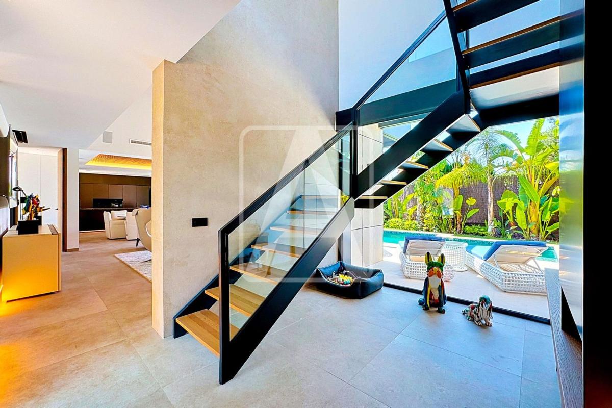 Properties for sale and rent in Spain photo 4