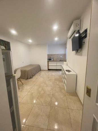 Venta de piso en Piso en Pasaje La Camboria, Zona Puerto Deportivo, Fuengirola, Fuengirola
photo 1