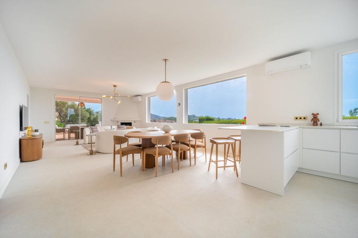 Properties for sale and rent in Spain photo 2