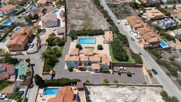 Chalet independiente en venta en Casa o chalet en Cometa-Carrió, Calpe, Calpe photo 2