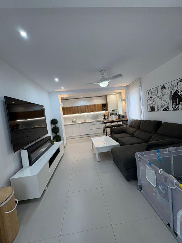 Venta de piso en Piso en Avenida Cánovas del Castillo, Huerta Belón-Calvario, Marbella, Marbella
photo 3