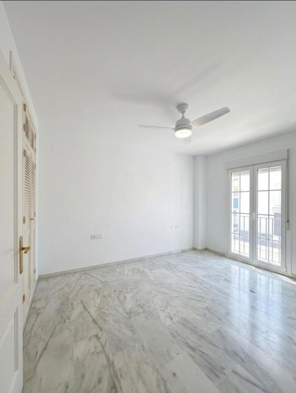 Venta de piso en Piso en Calle Churruca, 2, Zona Sohail, Fuengirola, Fuengirola
photo 5