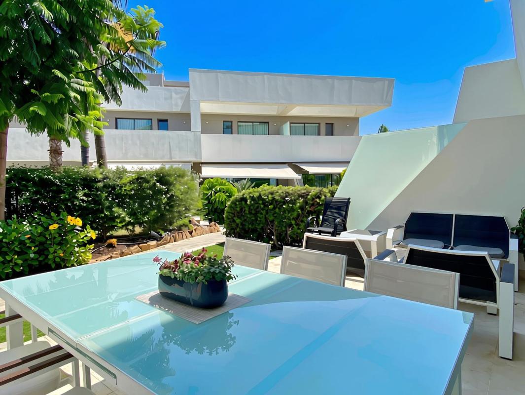 Продажа таунхауса в Chalet adosado en Calle Sierra Nevada, La Cala de Mijas, Mijas , Михас photo 4